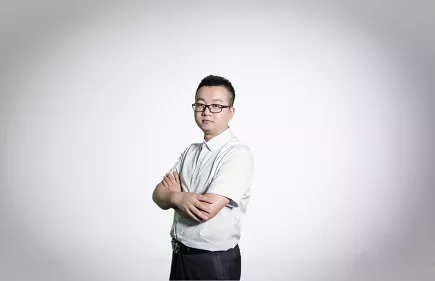 刘华平
2006年毕业于成都信息工程学院自动化专业，同年开始从事专利代理行业，先后执业于成都行之专利事务所、成都顶峰专利事务所。现任成都众恒知识产权代理有限公司专利部经理。主要负责专利案件质量管理，无效宣告，PCT涉外申请等高精尖业务的开展和技术支持。
专业领域：
电学专利代理人。自动化领域、计算机领域、通信领域案件代理、专利无效宣告、专利驳回复审、PCT专利申请。